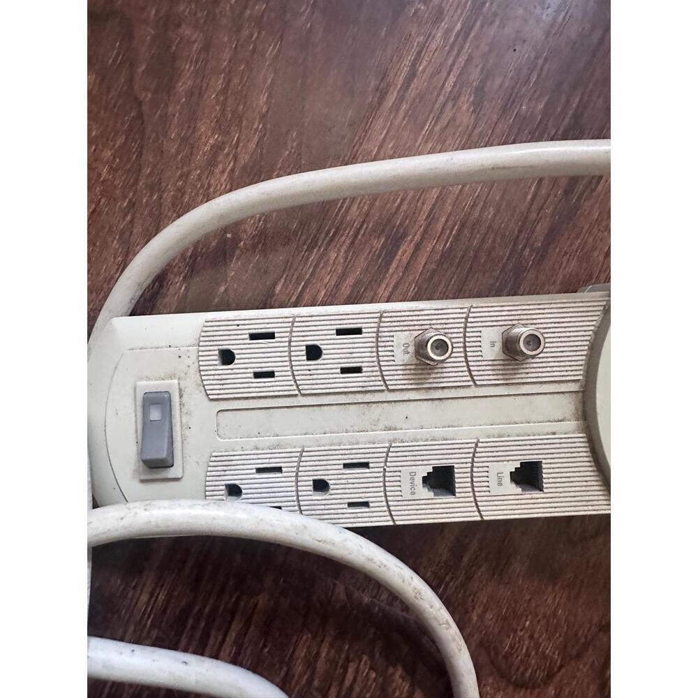 CURTIS SP4000 Surge Protector Power Strip 6 AC Outlets Phone Data Protection - Picture 3 of 4